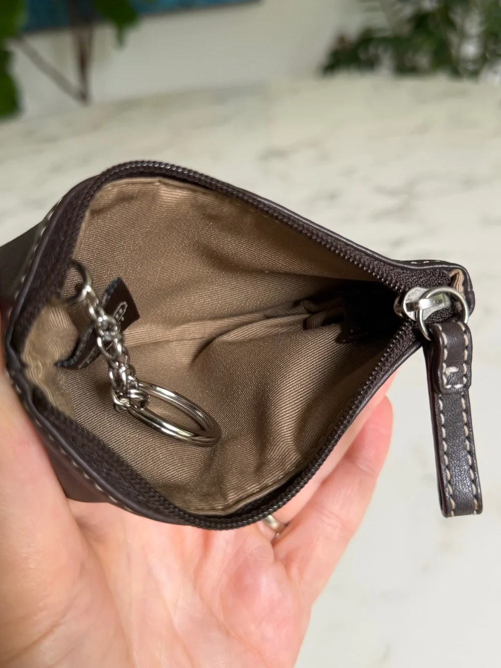 Coach Vintage Y2K Soho Leather Medium Skinny Coin Purse Dark Brown w/ Key Ring